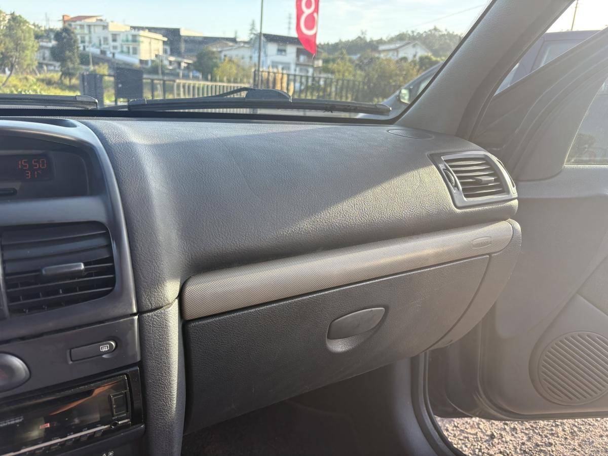 renault-clio-2004-gpl-1149cc