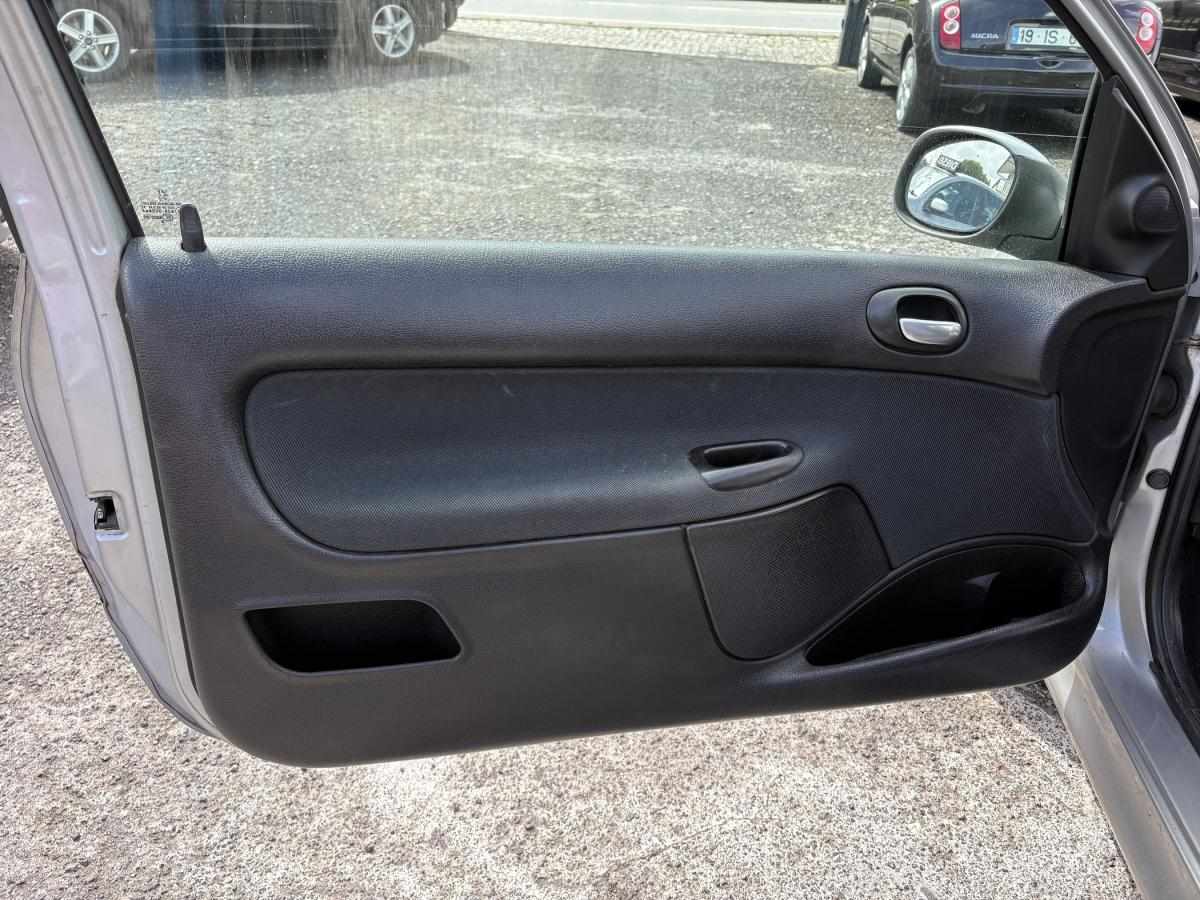 peugeot-206-2005-diesel-1560cc