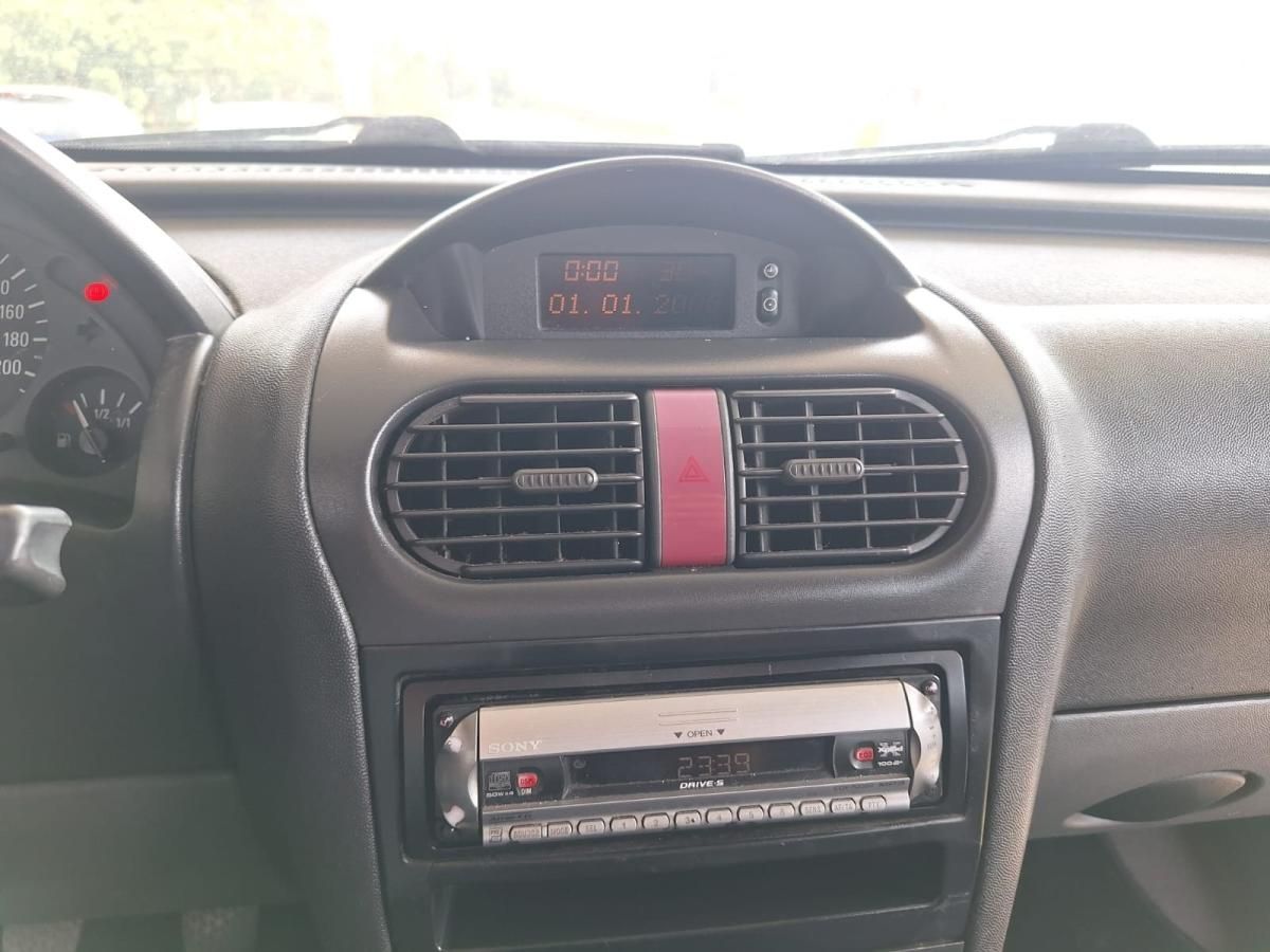 opel-corsa-2001-diesel-1686cc