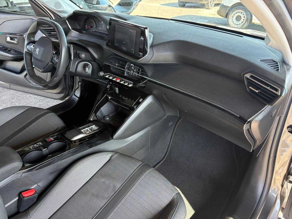 peugeot-208-2023-gasolina-1199cc