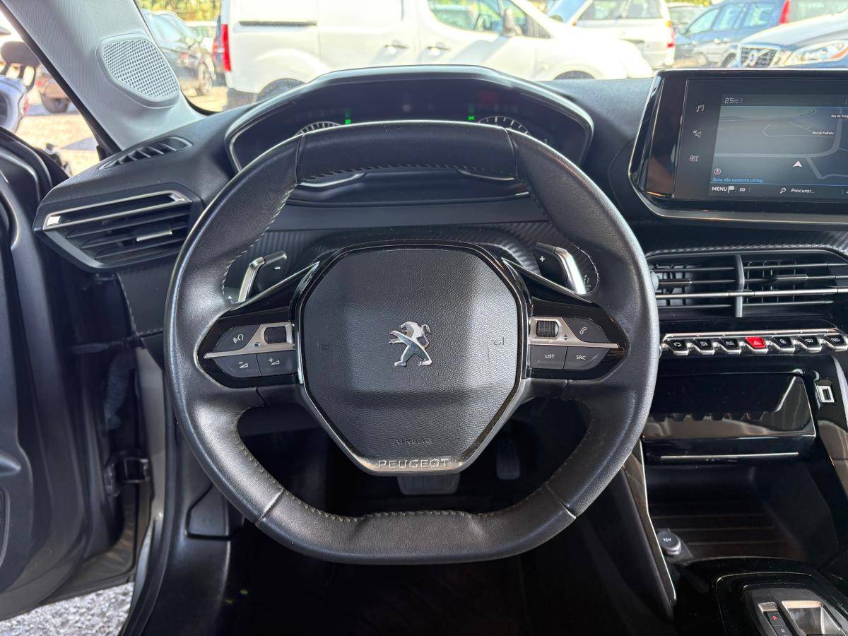 peugeot-208-2023-gasolina-1199cc
