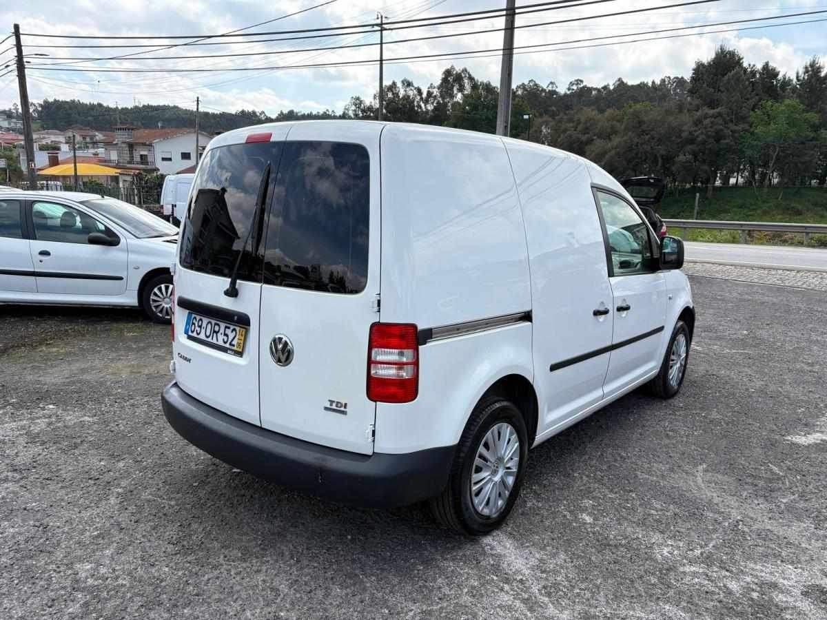 volkswagen-caddy-2014-diesel-1598cc
