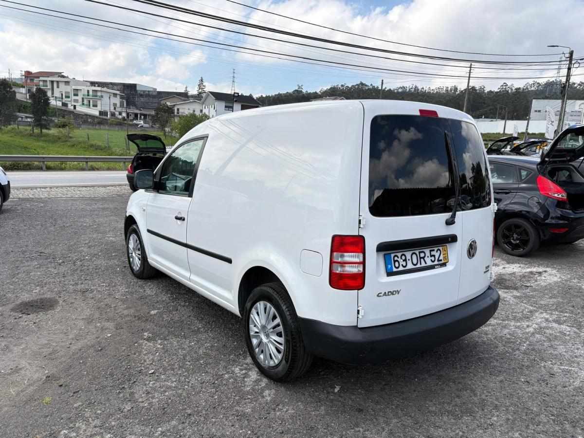 volkswagen-caddy-2014-diesel-1598cc