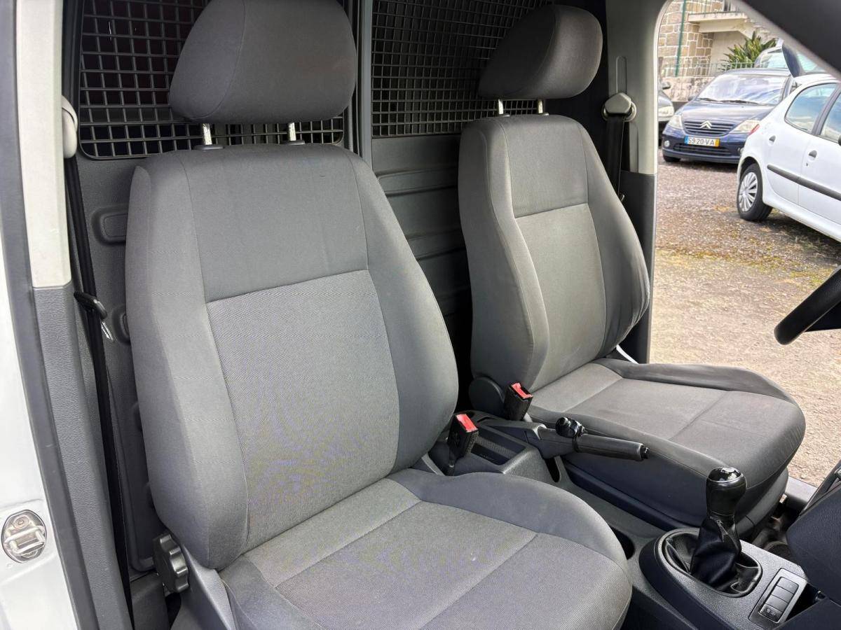 volkswagen-caddy-2014-diesel-1598cc