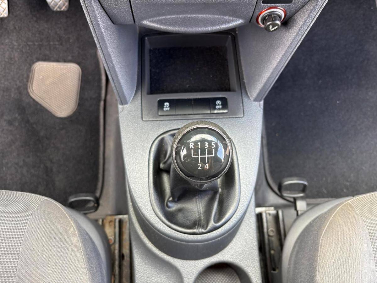volkswagen-caddy-2014-diesel-1598cc