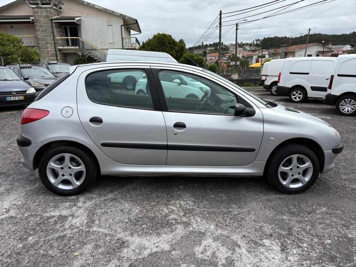 peugeot-206-2001-gasolina-1124cc