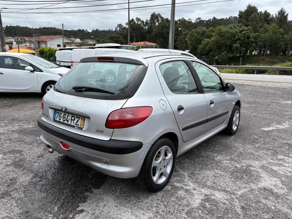 peugeot-206-2001-gasolina-1124cc