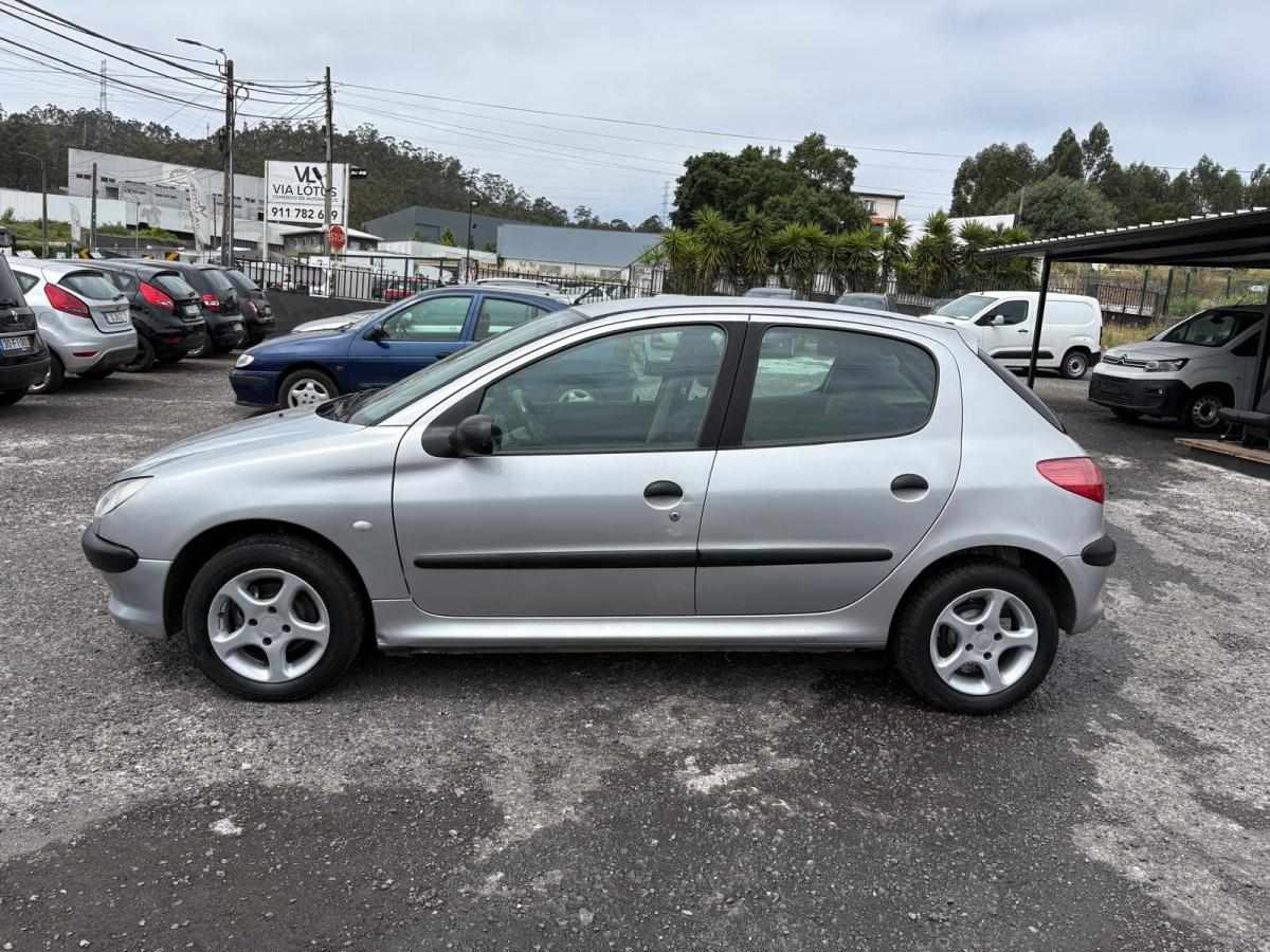 peugeot-206-2001-gasolina-1124cc