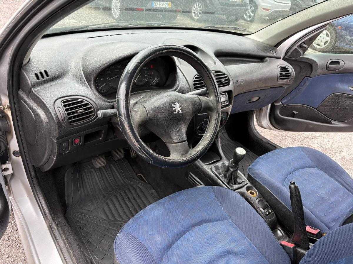 peugeot-206-2001-gasolina-1124cc