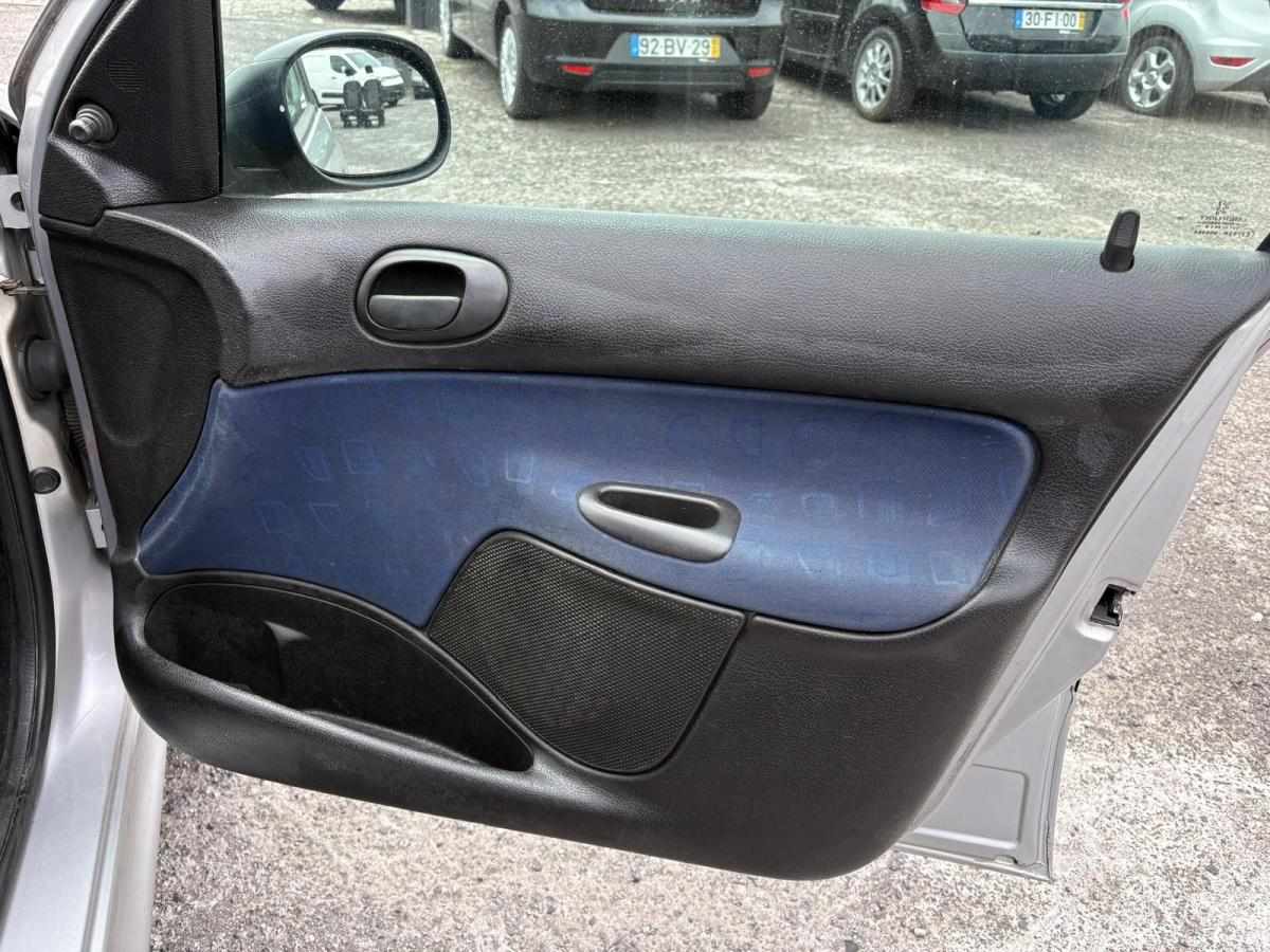 peugeot-206-2001-gasolina-1124cc