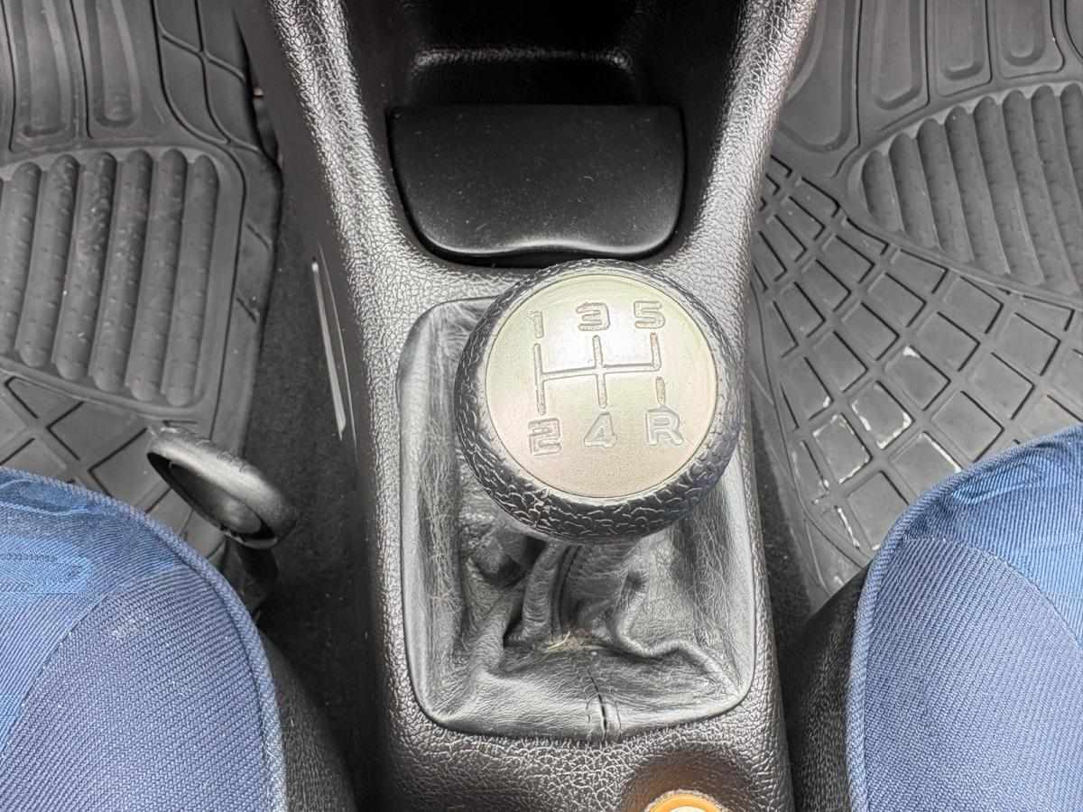 peugeot-206-2001-gasolina-1124cc
