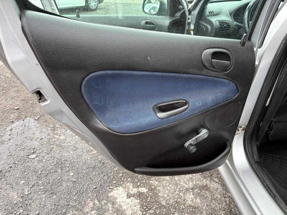 peugeot-206-2001-gasolina-1124cc