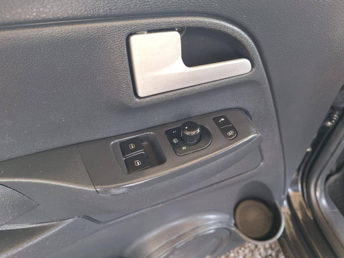 volkswagen-fox-2010-gasolina-1198cc