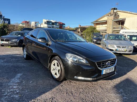 volvo-v40-2014-diesel-1560cc