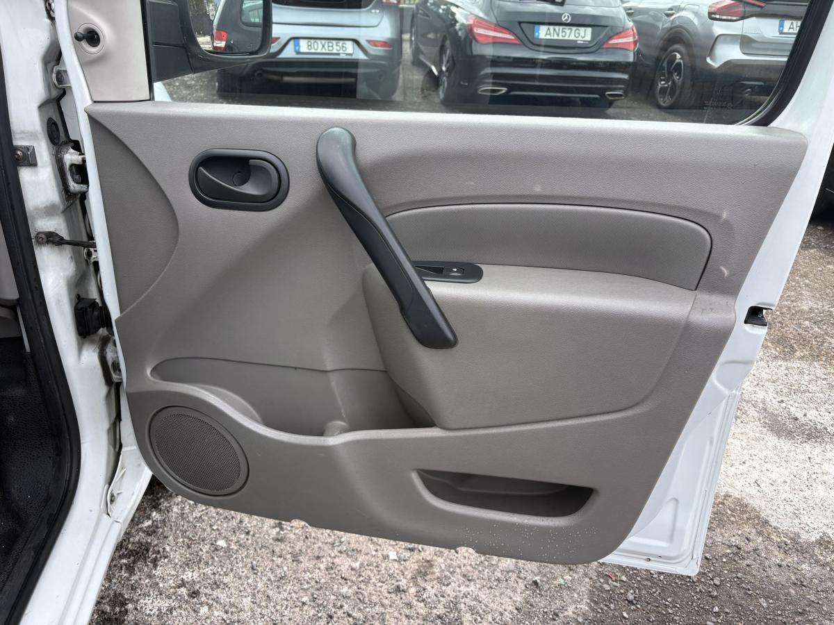 renault-kangoo-2009-diesel-1461cc