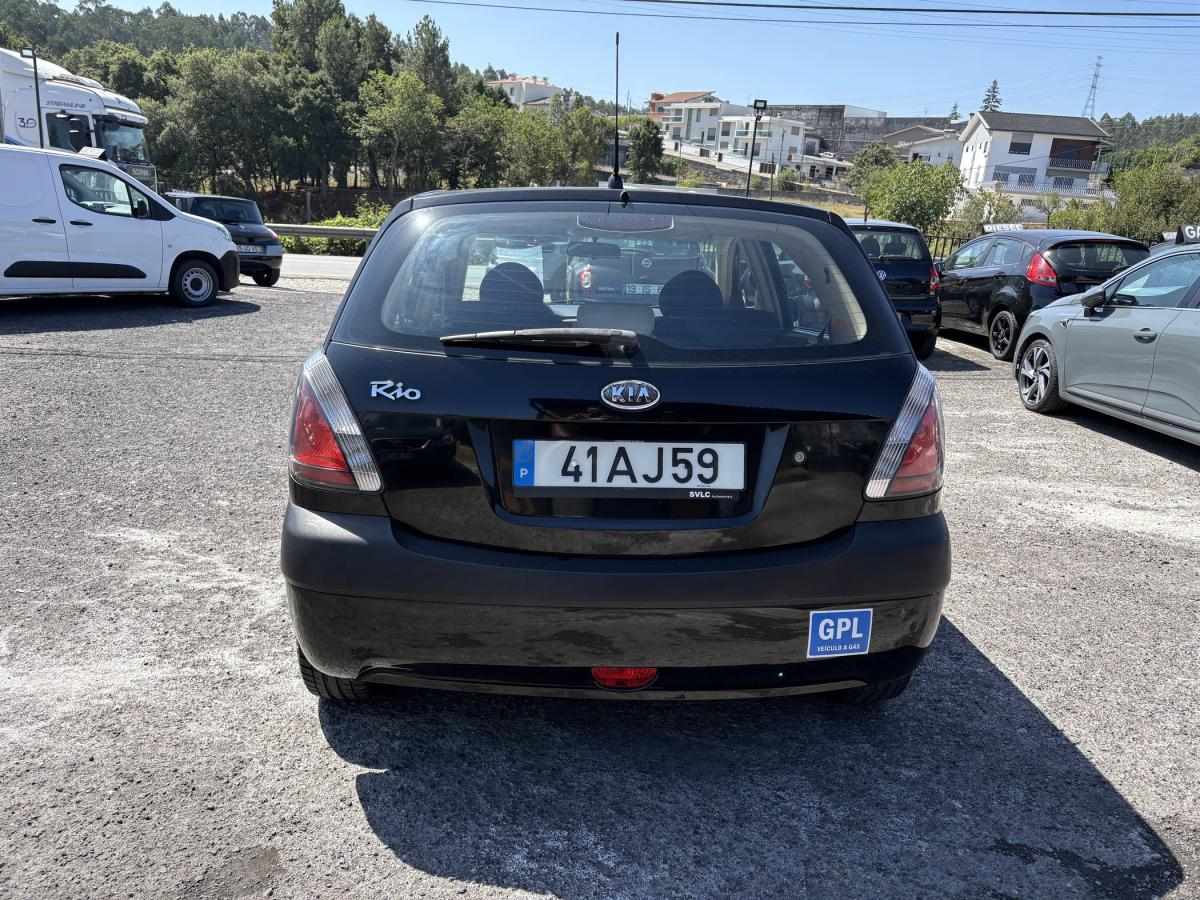 kia-rio-2005-gasolina-1399cc