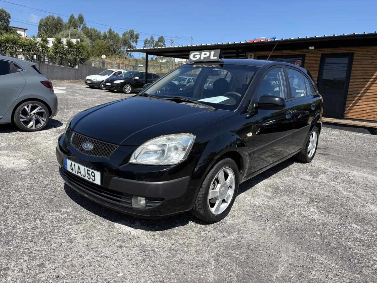 kia-rio-2005-gasolina-1399cc