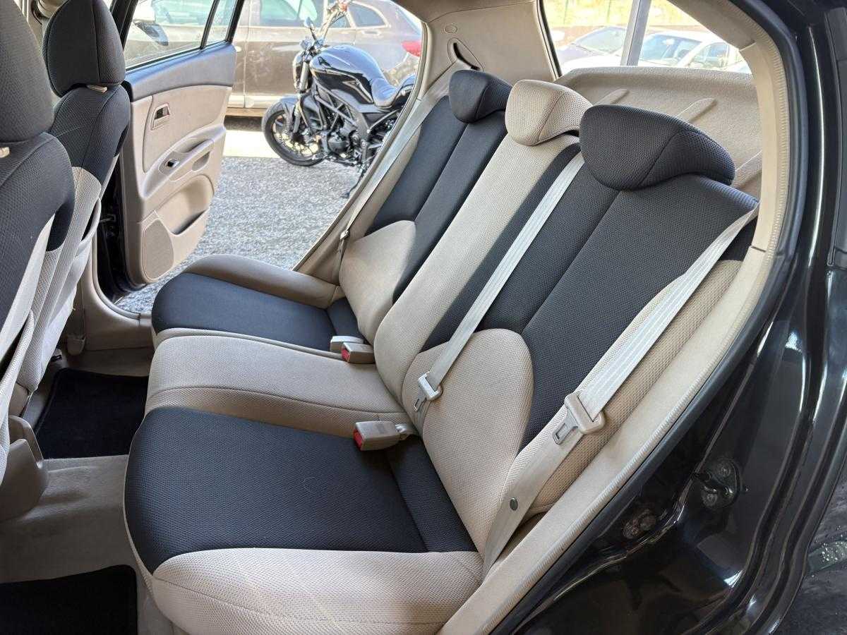kia-rio-2005-gasolina-1399cc