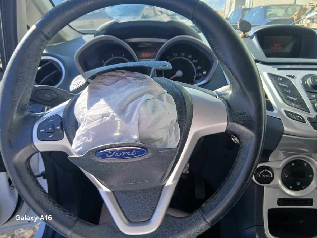 ford-fiesta-1-25-2010-gasolina-1242cc