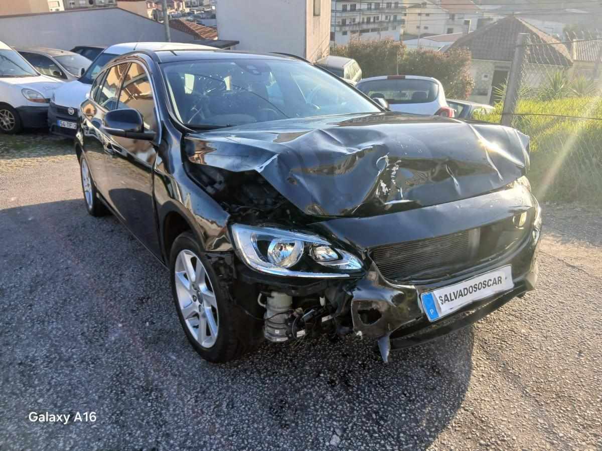 volvo-v60-1-6-d2-2014-diesel-1560cc
