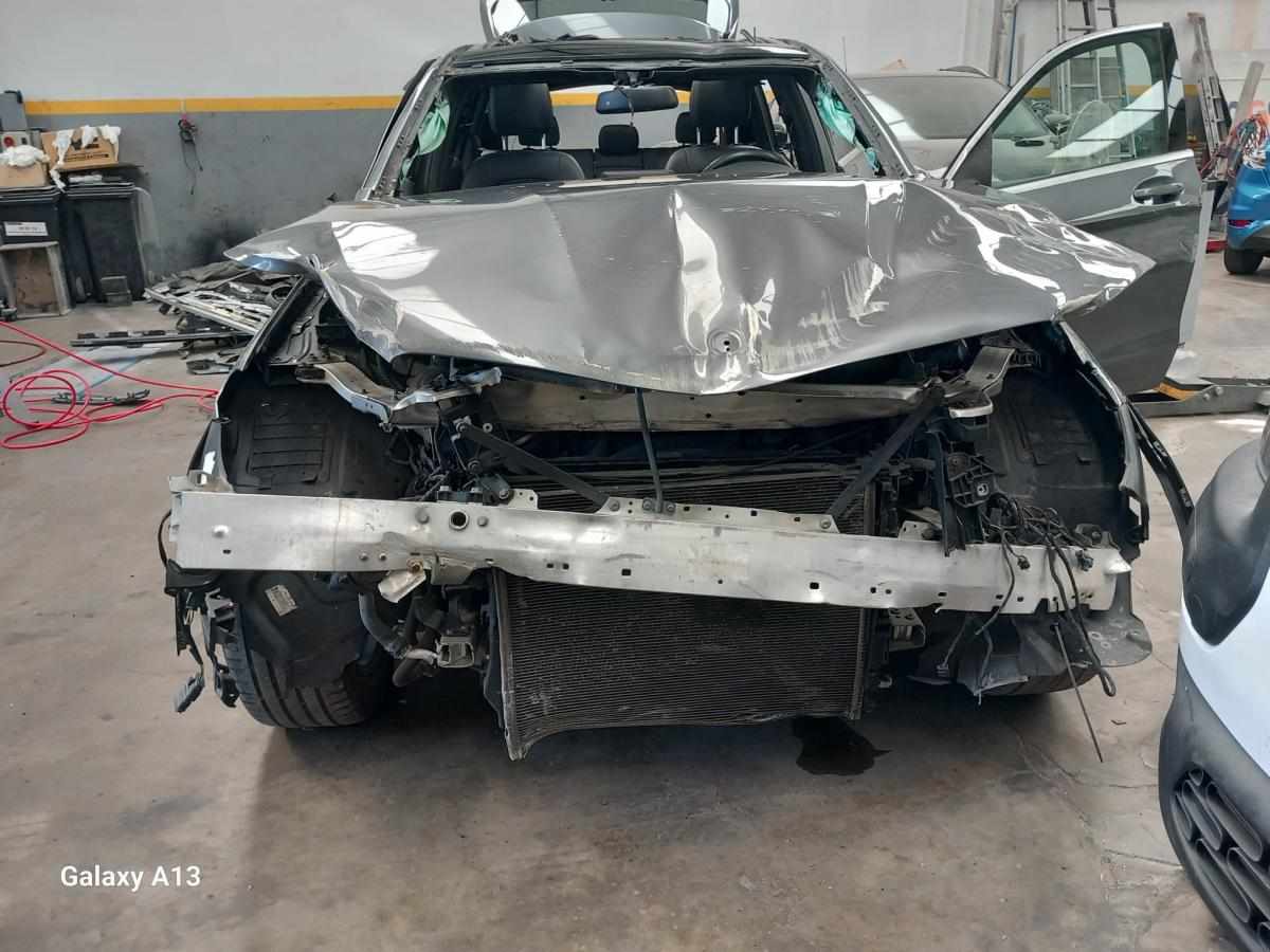 mercedes-benz-glc-250-d-4matic-2018-diesel-2143cc