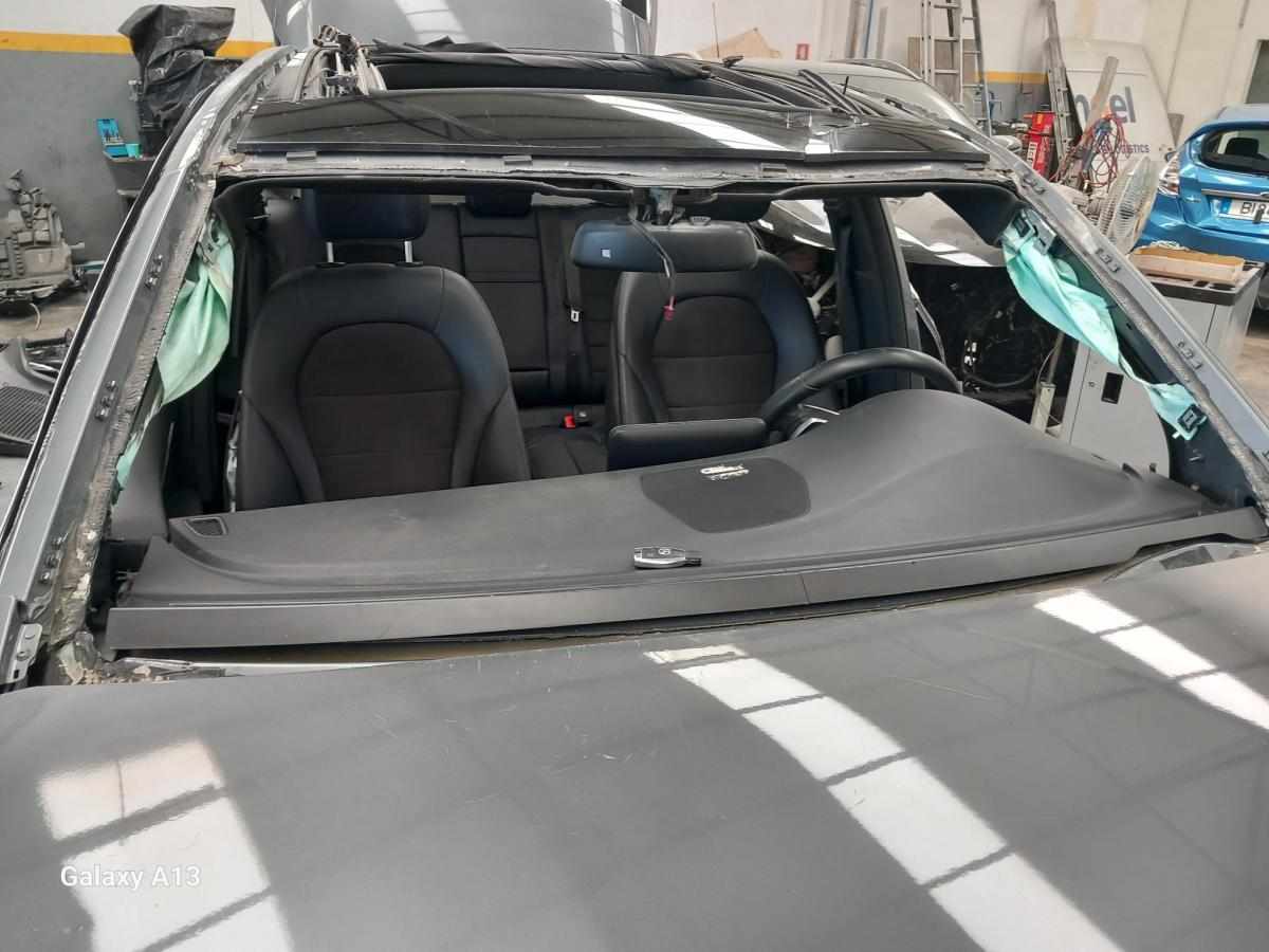 mercedes-benz-glc-250-d-4matic-2018-diesel-2143cc