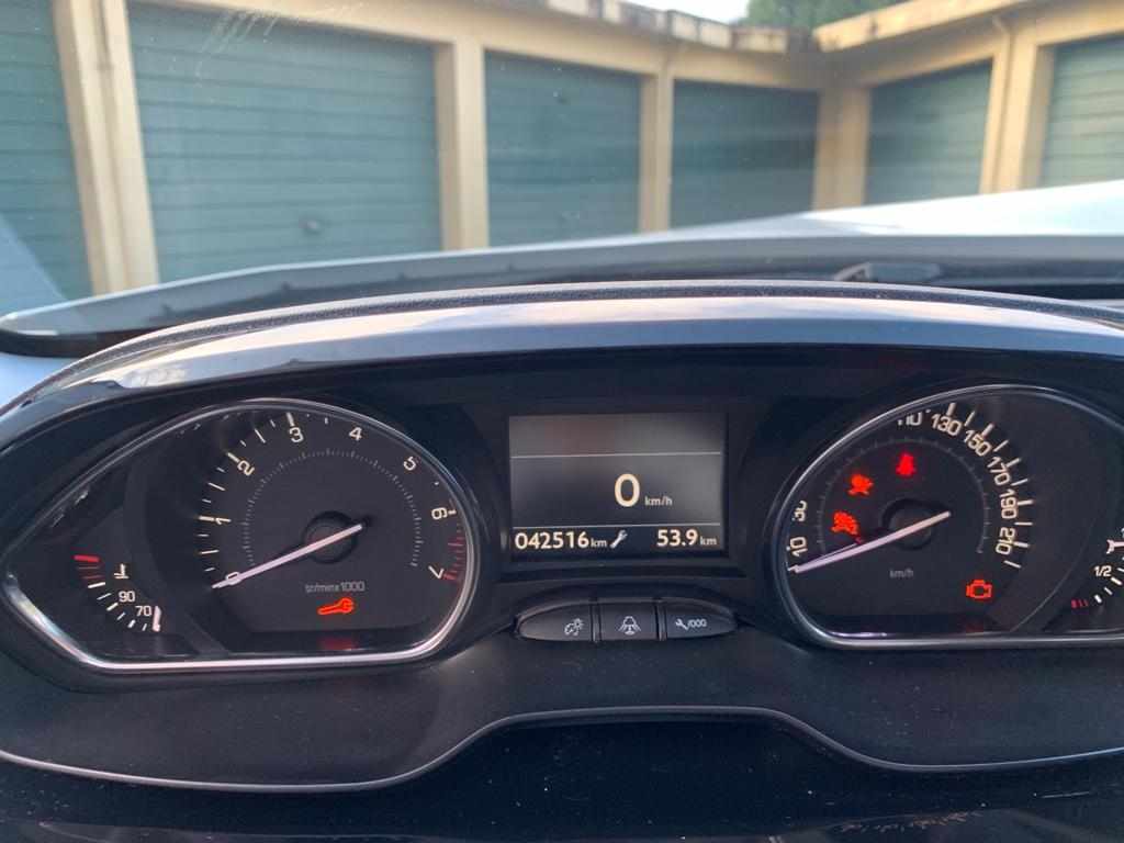 peugeot-2008-1-2-puretech-2018-gasolina-1199cc
