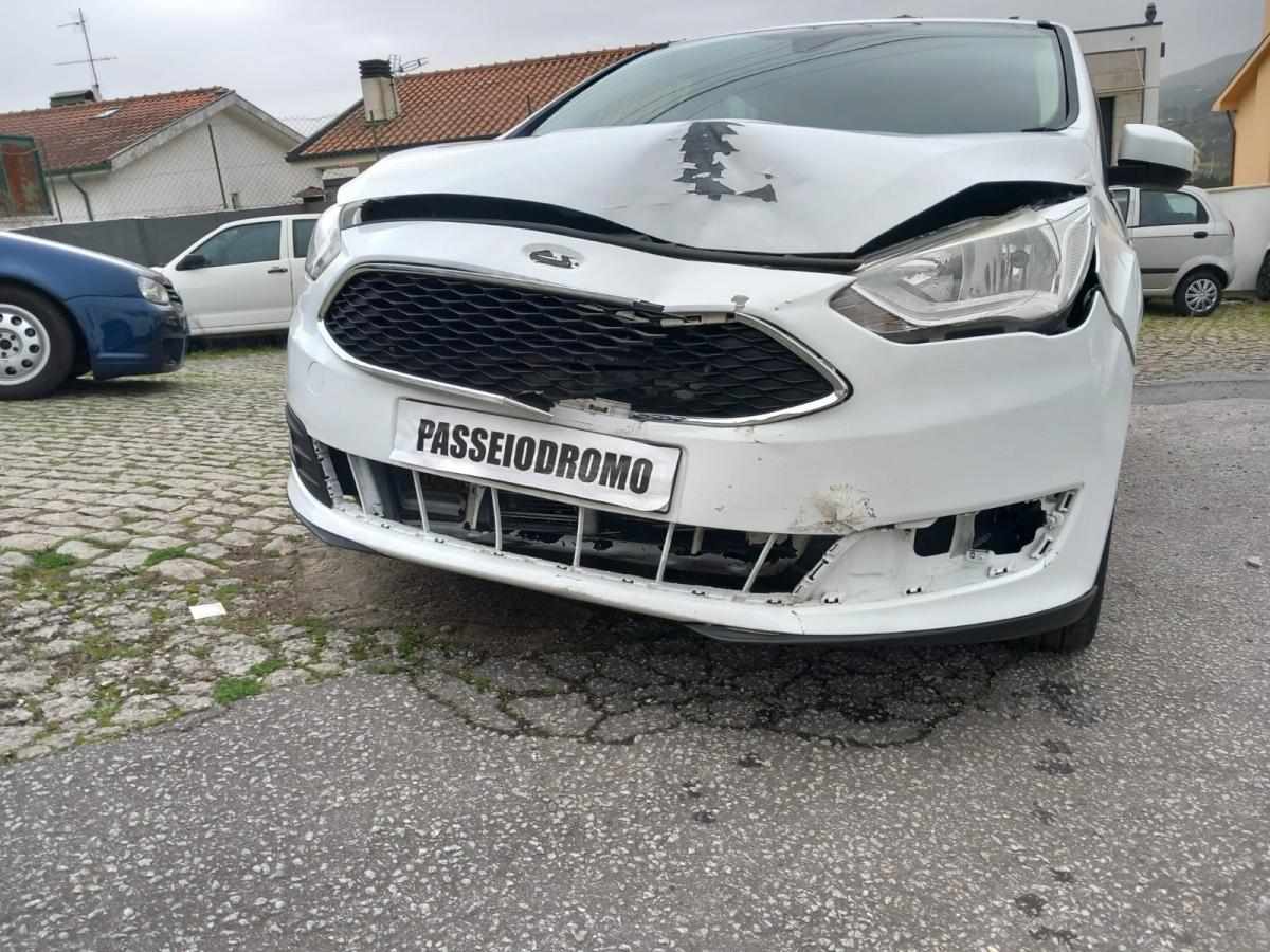 ford-c-max-1-0-ecoboost-2017-gasolina-999cc