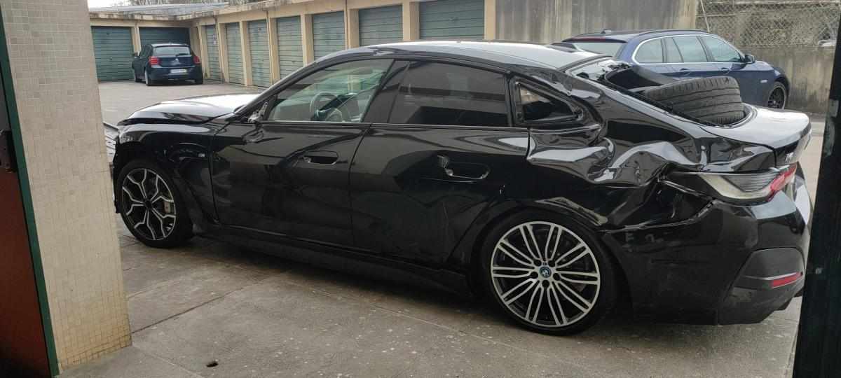 bmw-serie-4-i4-edrive40-83-9-kwh-2022-eletrico