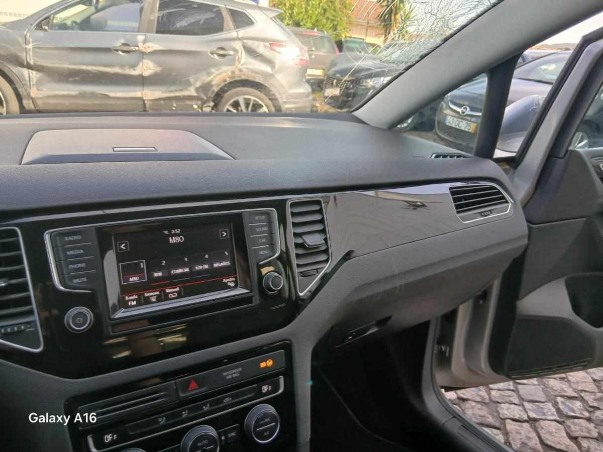 volkswagen-golf-1-6-tdi-bluemotion-2014-diesel-1598cc