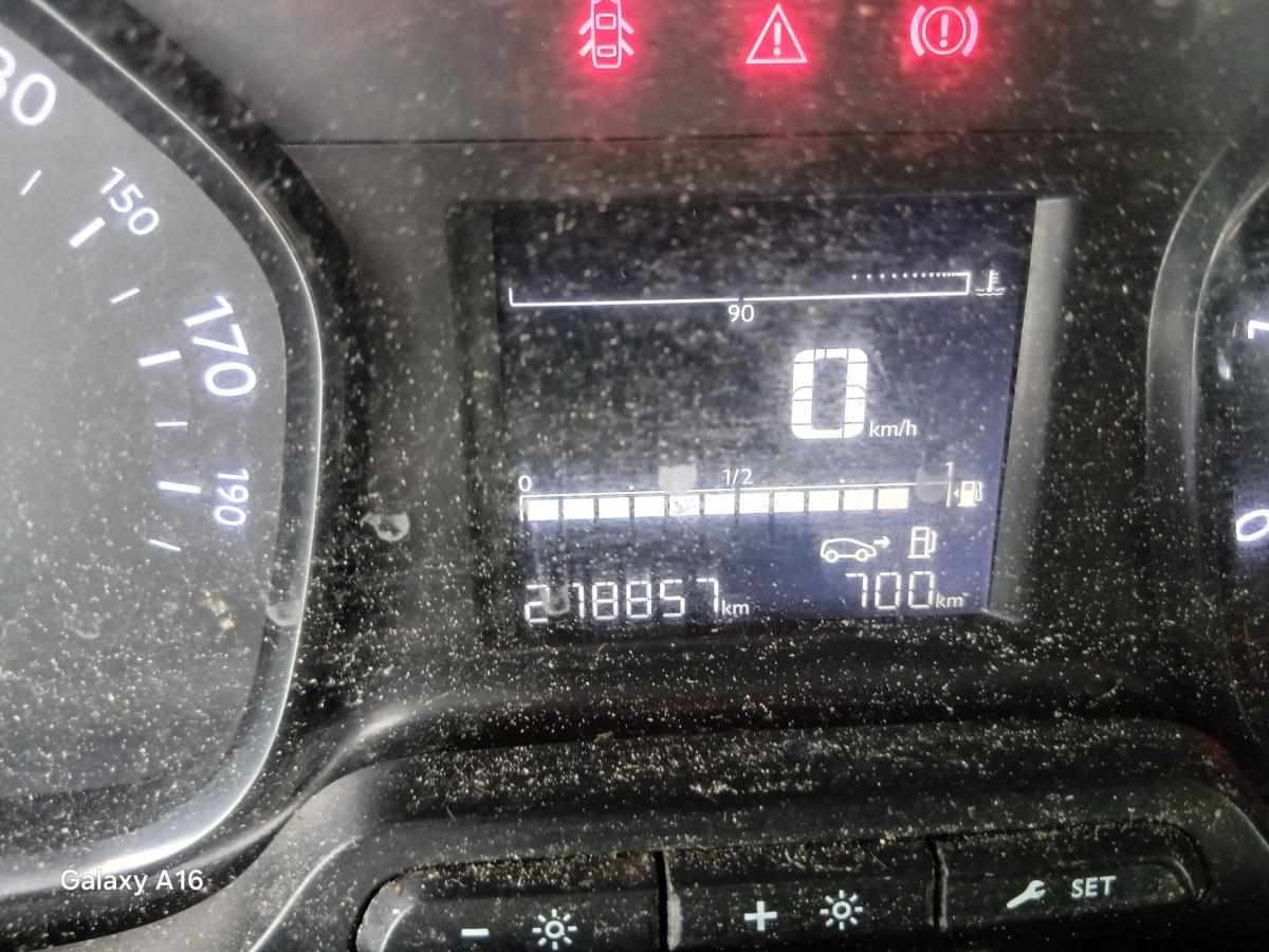 citroen-jumpy-1-5-bluehdi-2021-diesel-1499cc