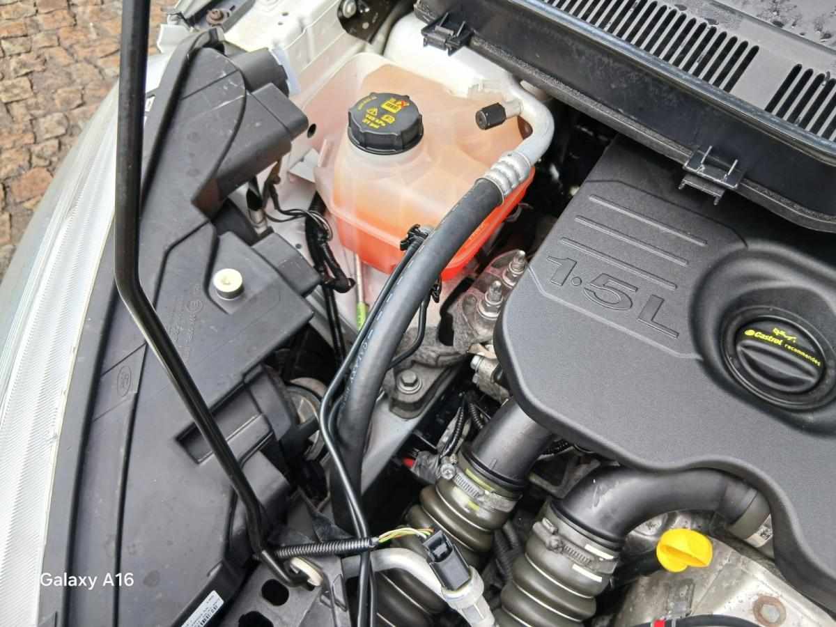 ford-transit-courier-1-5-95cv-2017-diesel-1499cc