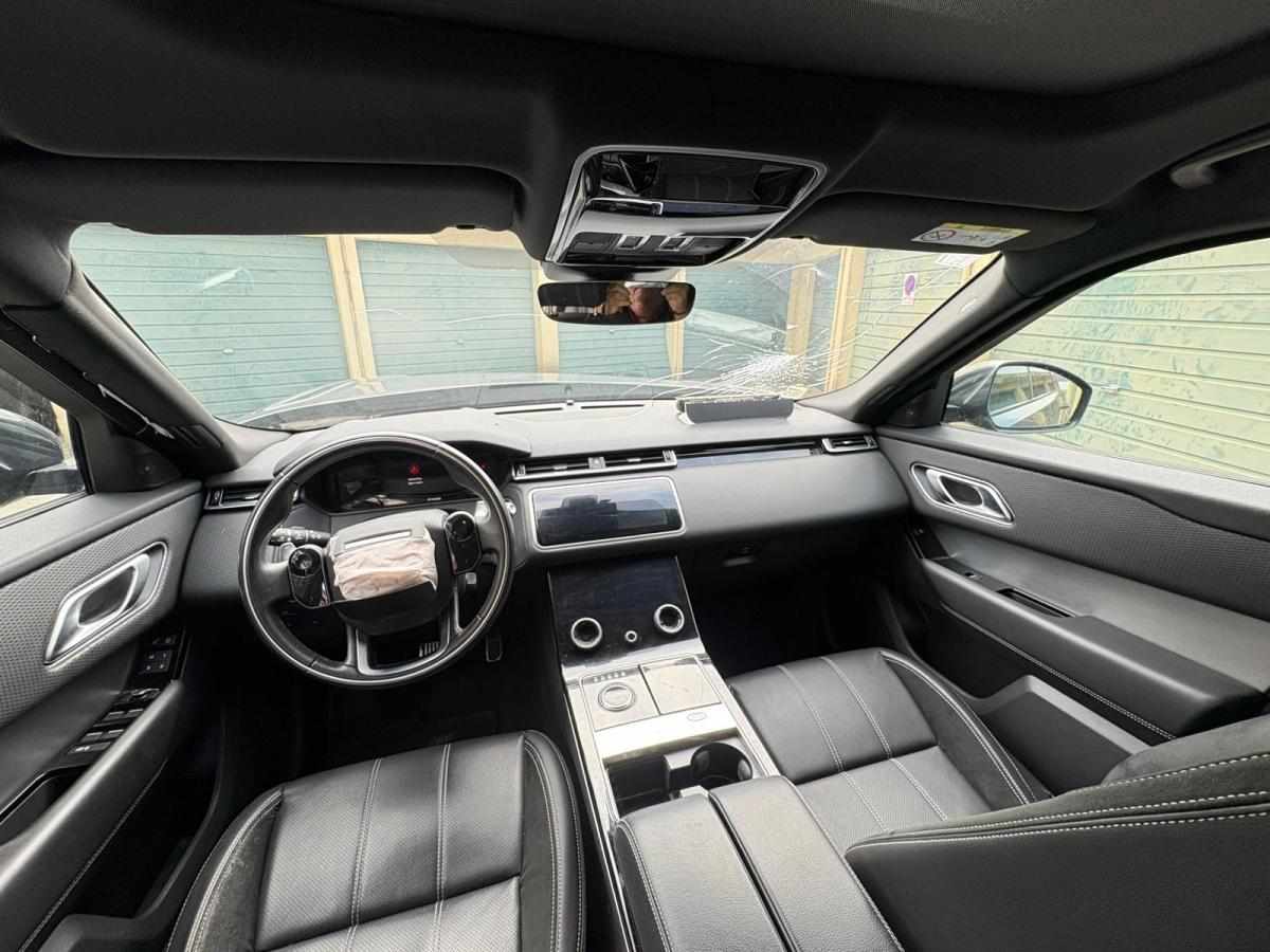 land-rover-range-rover-velar-d240-awd-2019-diesel-1999cc