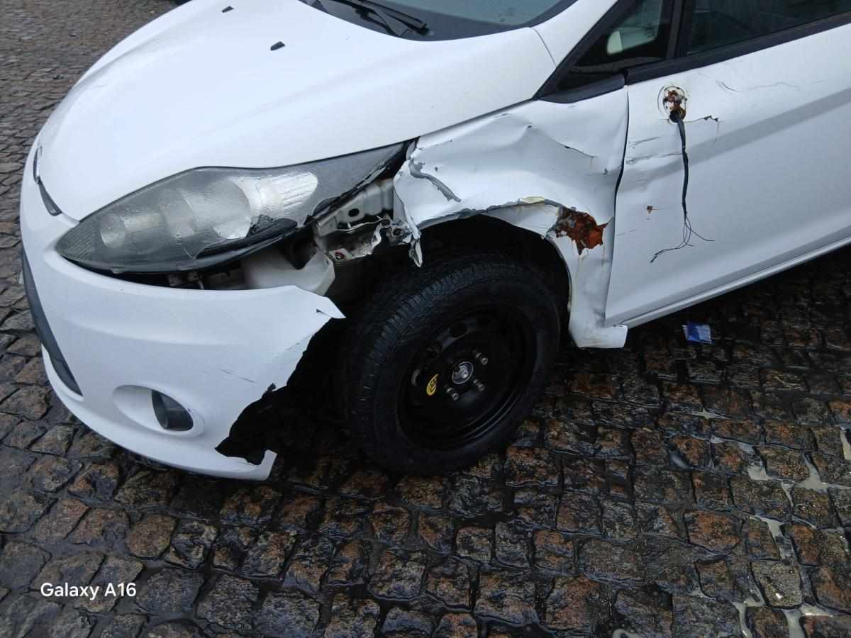 ford-fiesta-1-25-2010-gasolina-1242cc