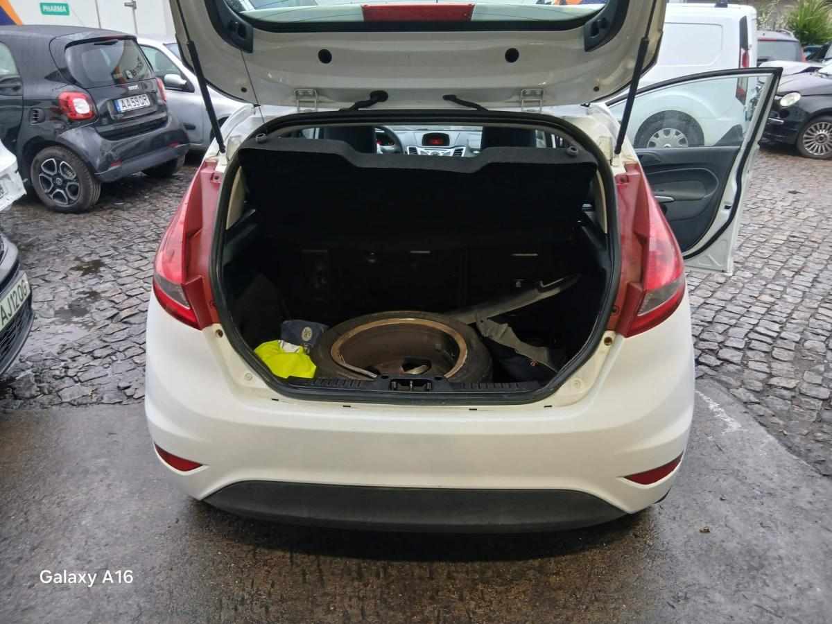 ford-fiesta-1-25-2010-gasolina-1242cc