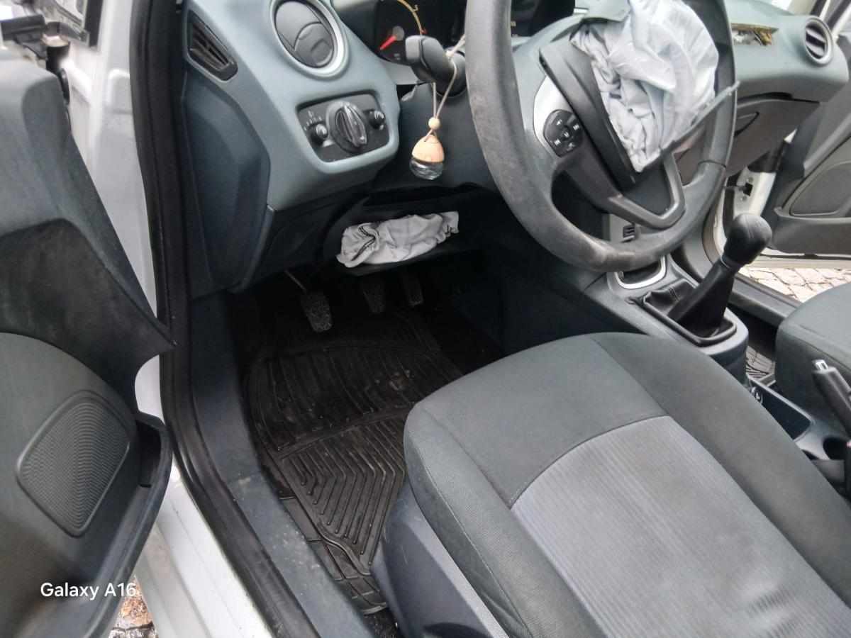 ford-fiesta-1-25-2010-gasolina-1242cc