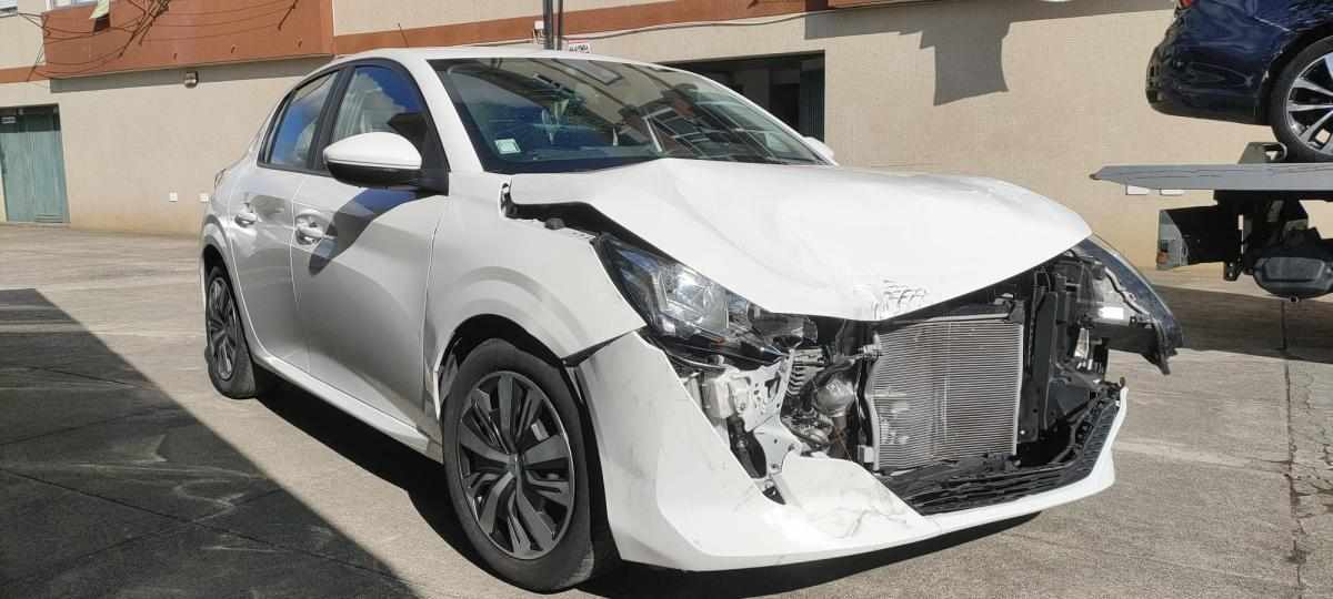 peugeot-208-1-2-vti-2020-gasolina-1199cc