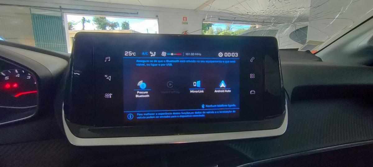 peugeot-208-1-2-vti-2020-gasolina-1199cc