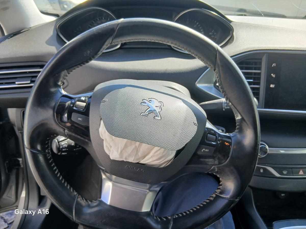 peugeot-308-1-6-bluehdi-2017-diesel-1560cc