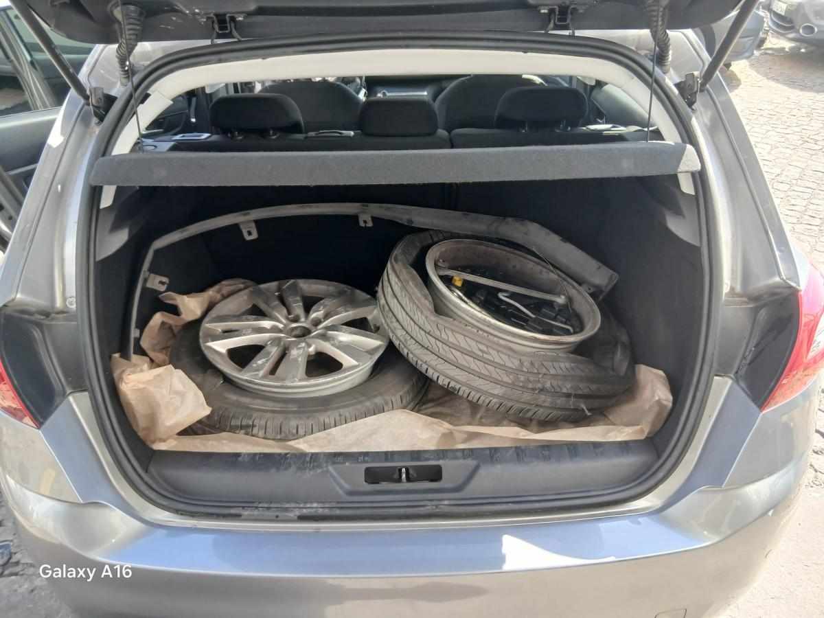 peugeot-308-1-6-bluehdi-2017-diesel-1560cc