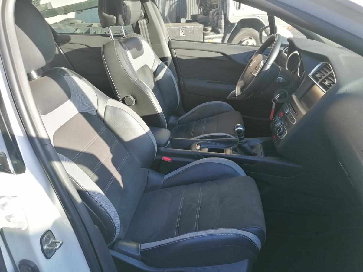 ds-ds-4-1-6-bluehdi-2017-diesel-1560cc
