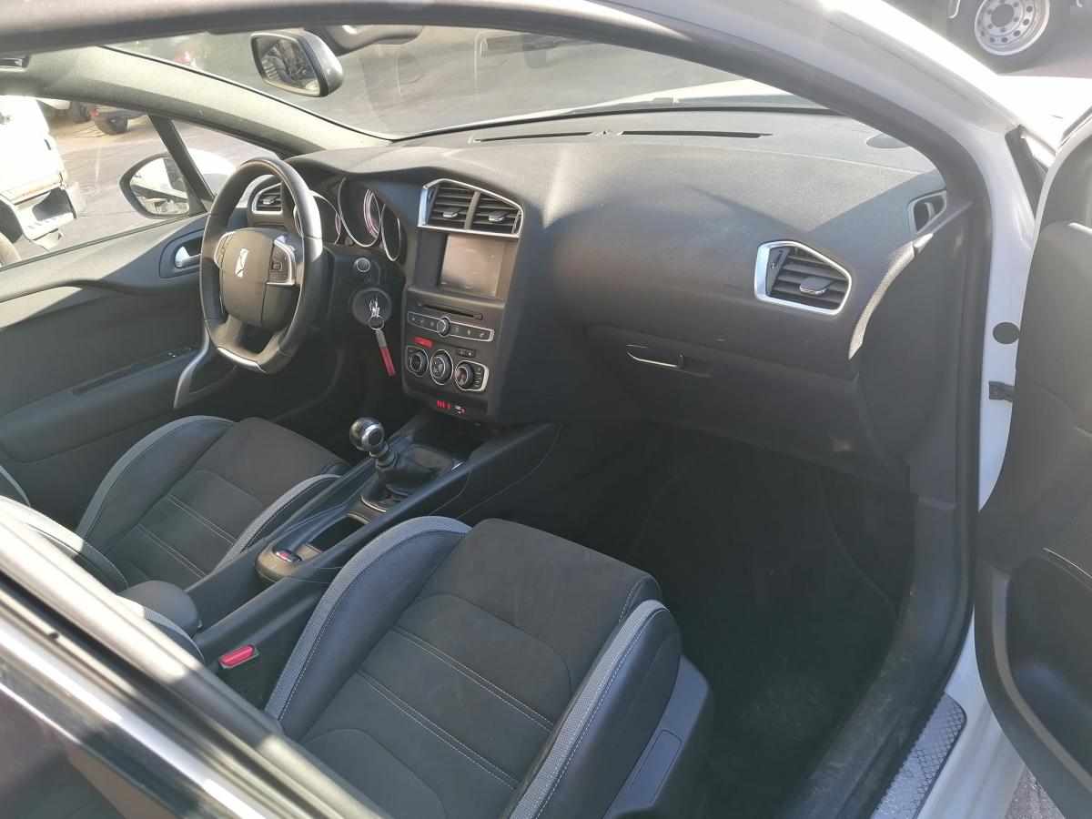 ds-ds-4-1-6-bluehdi-2017-diesel-1560cc