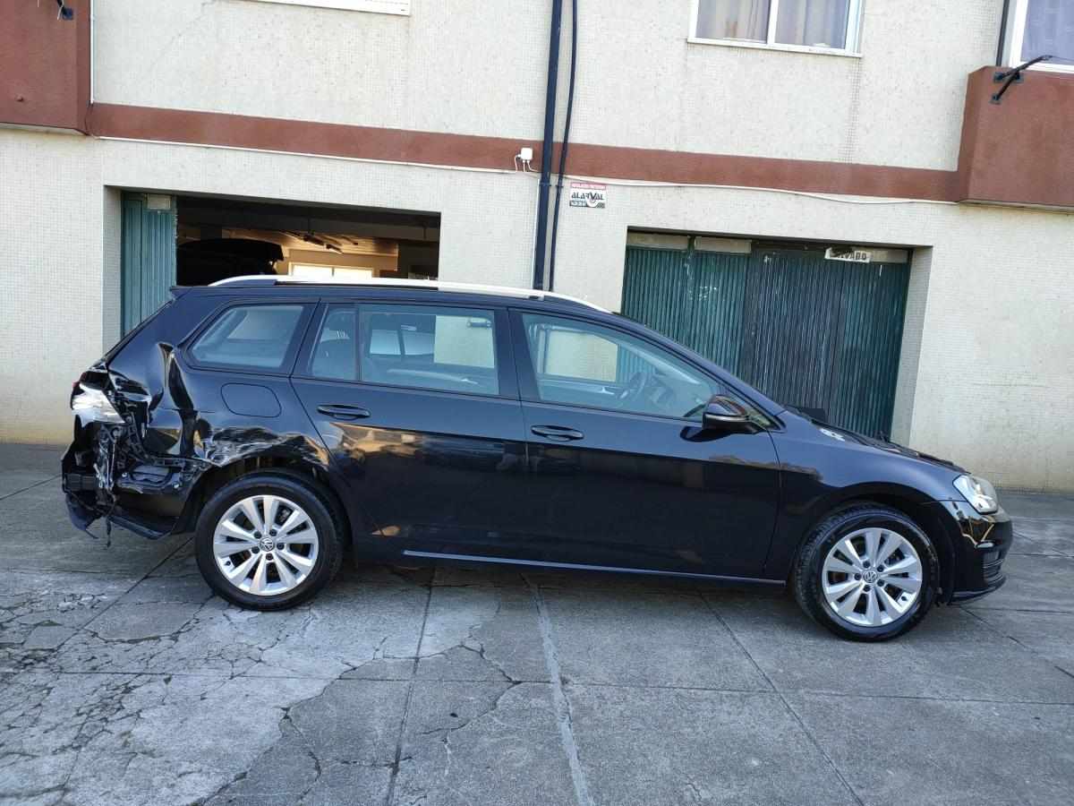 volkswagen-golf-1-6-tdi-bluemotion-2015-diesel-1598cc