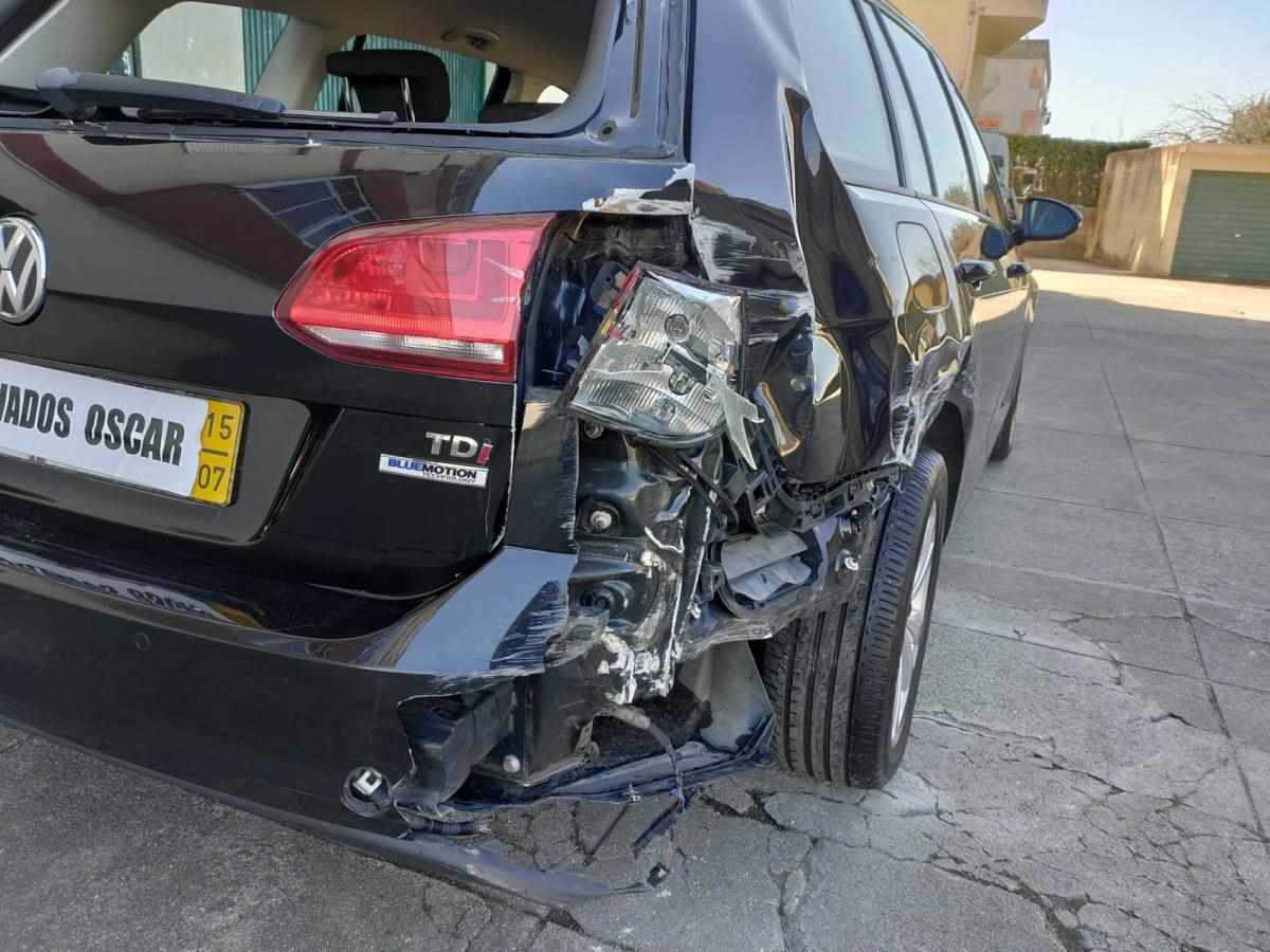 volkswagen-golf-1-6-tdi-bluemotion-2015-diesel-1598cc