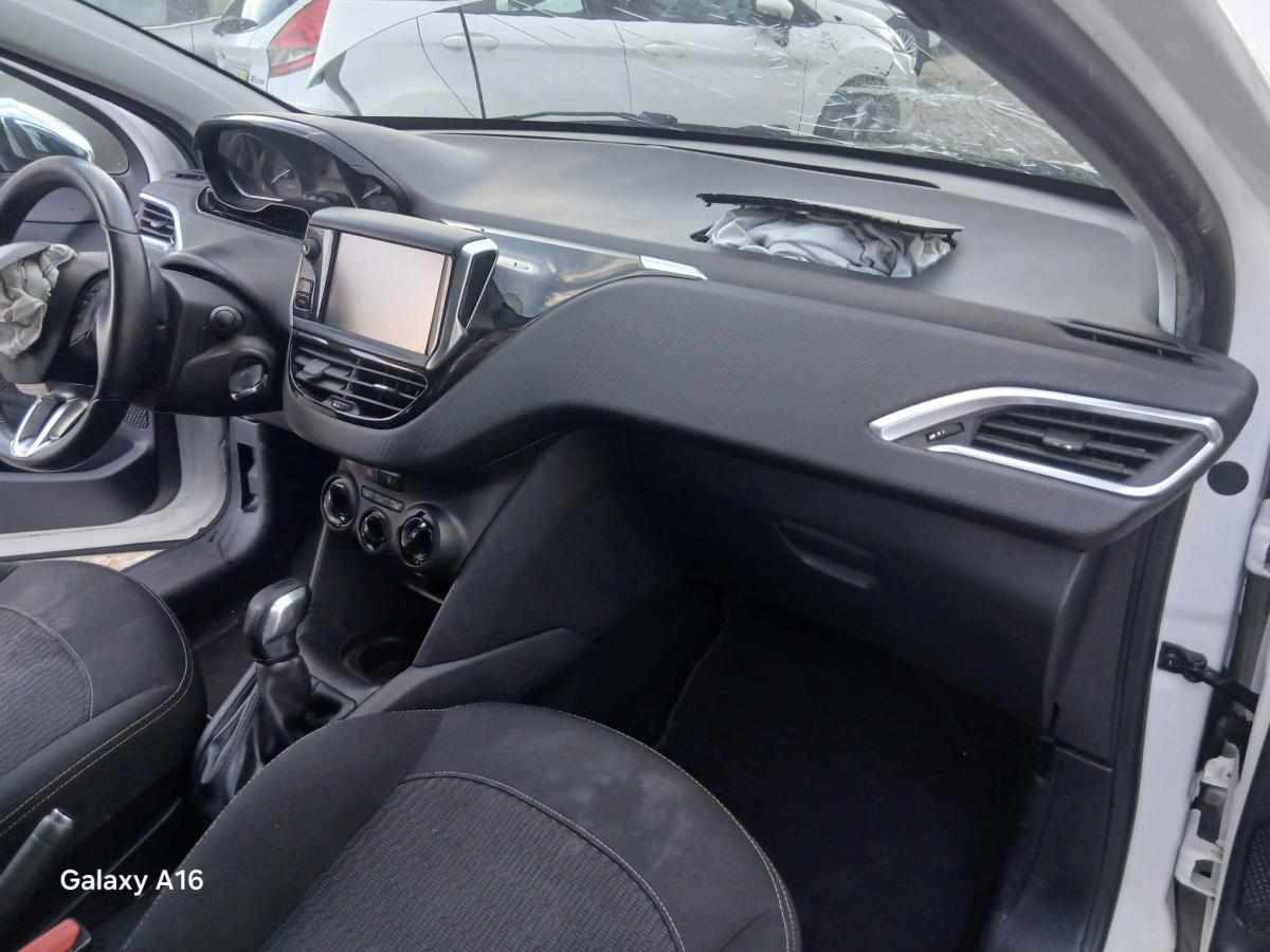 peugeot-208-1-6-bluehdi-2017-diesel-1560cc