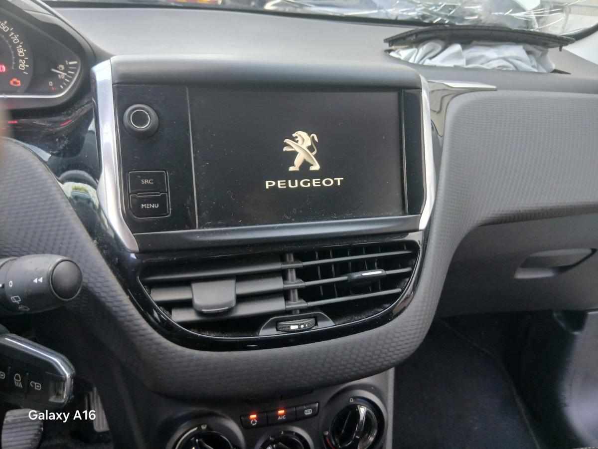 peugeot-208-1-6-bluehdi-2017-diesel-1560cc