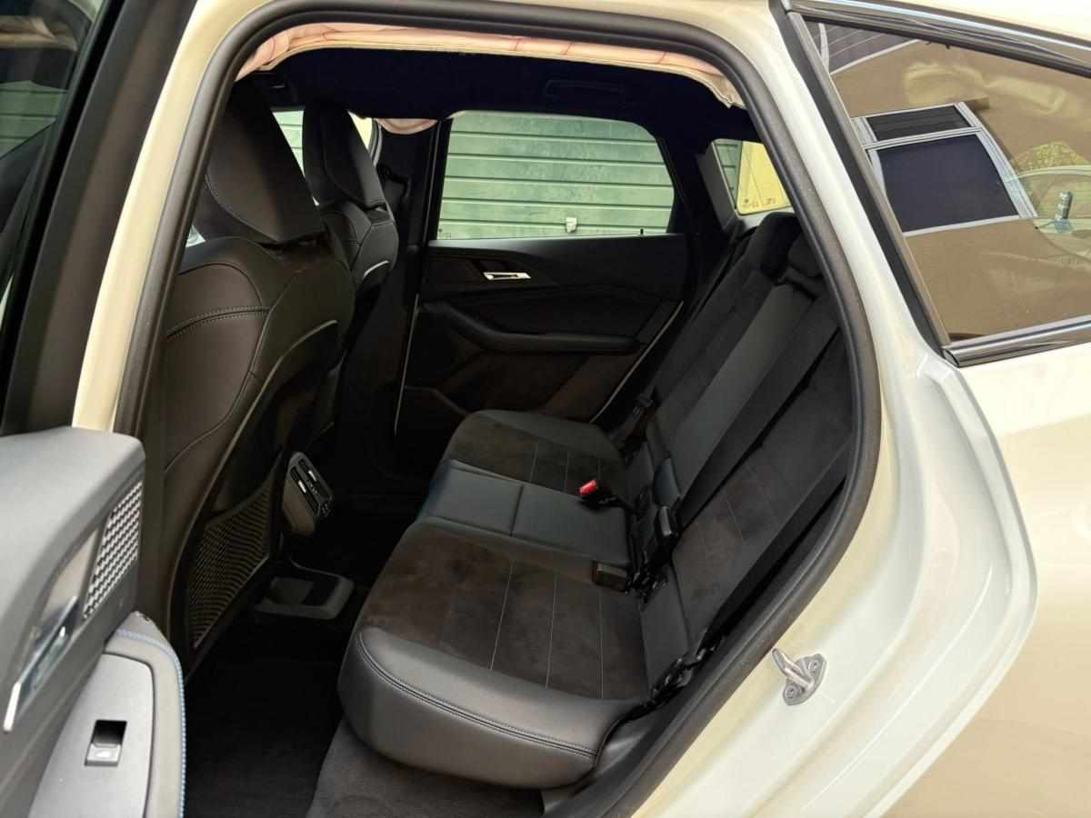 bmw-serie-2-225e-xdrive-2023-gasolina-1499cc