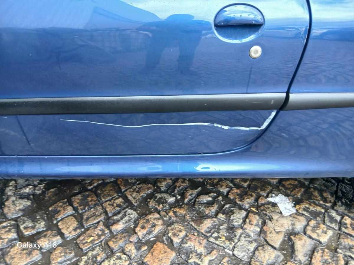 peugeot-206-2-0-hdi-2001-diesel-1997cc