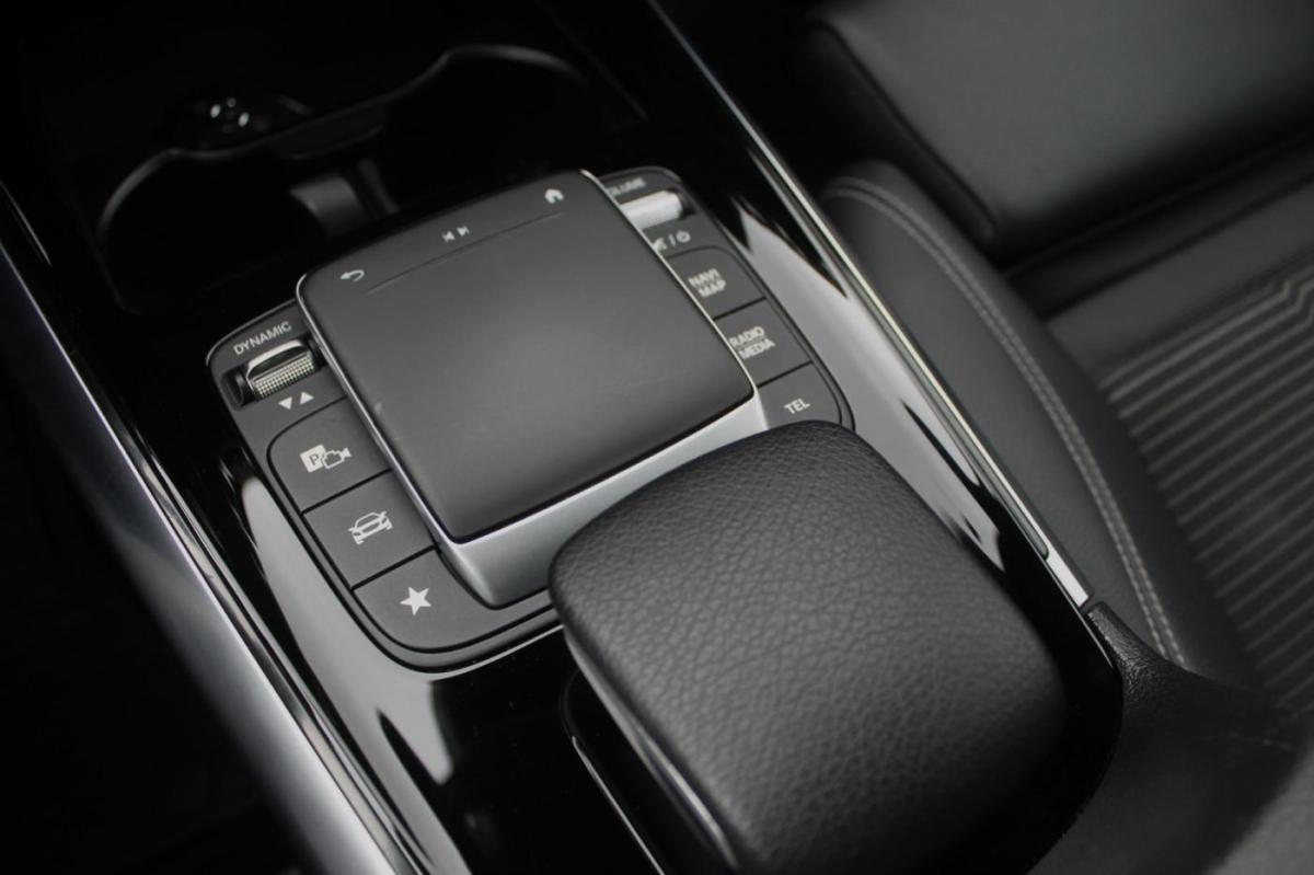 mercedes-benz-classe-b-2021-hibrido-a-gasolina-1332cc