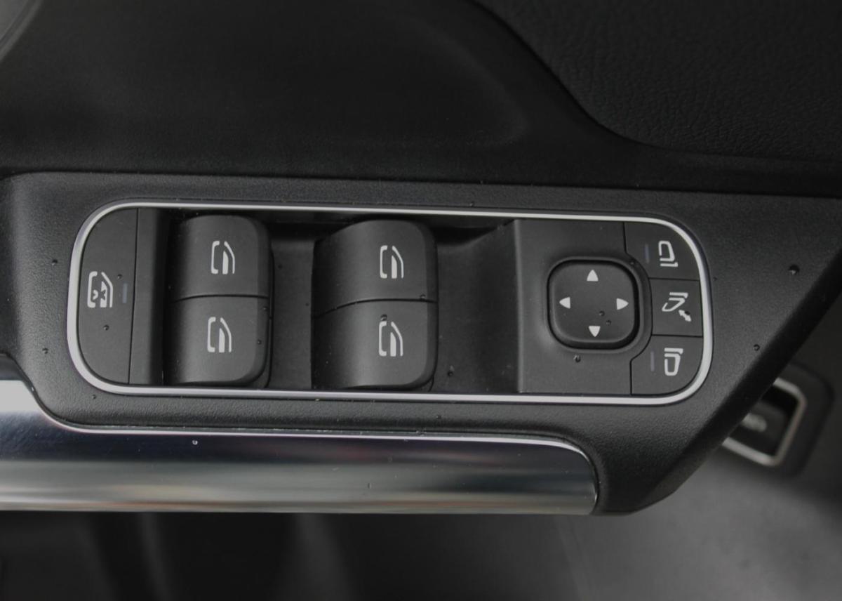 mercedes-benz-classe-b-2021-hibrido-a-gasolina-1332cc